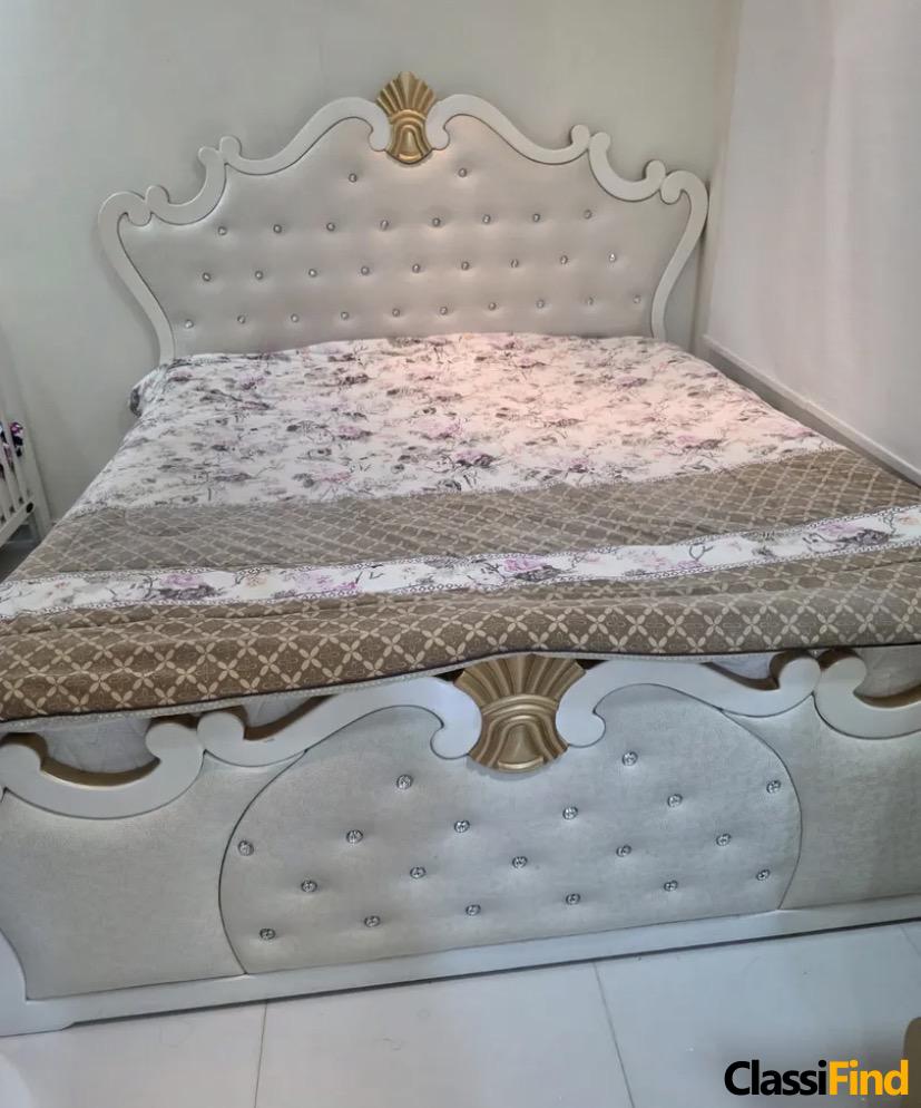 Luxury White and Gold Bedroom Set, Nearly New, for Sale