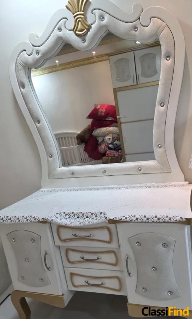 Luxury White and Gold Bedroom Set, Nearly New, for Sale