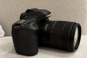 Canon 80D Camera – Lightly Used with 18-135mm Lens, Excellent Condition