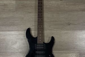 Black SuperStrat Electric Guitar – Excellent Condition, Must See!