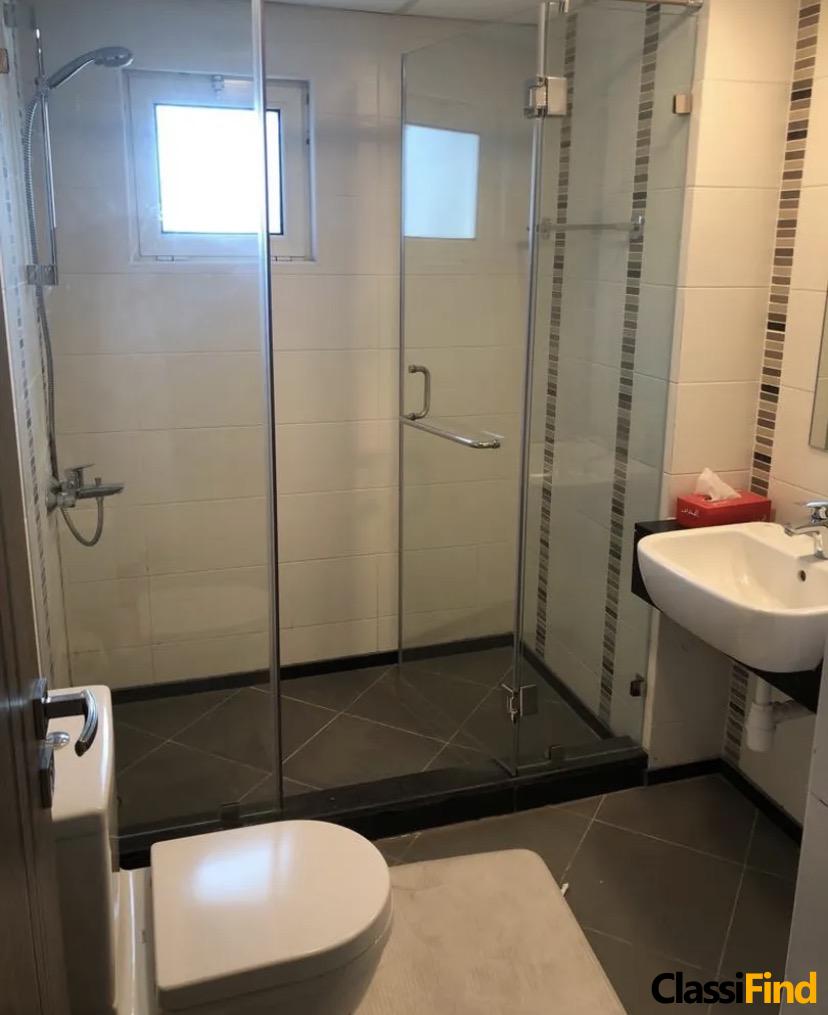 Charming 2-Bedroom Flat for Sale in Amwaj: Modern Amenities & Prime Location