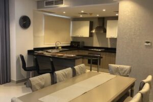 Charming 2-Bedroom Flat for Sale in Amwaj: Modern Amenities & Prime Location