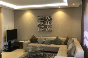 Charming 2-Bedroom Flat for Sale in Amwaj: Modern Amenities & Prime Location