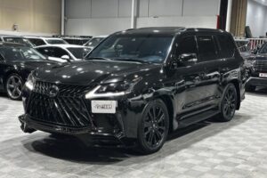 2019 لكزس LX 570 بلاك إديشن S للبيع – حالة لا تشوبها شائبة، عداد منخفض، محملة بالكامل