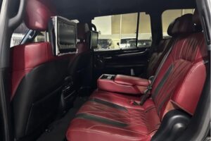 2019 لكزس LX 570 بلاك إديشن S للبيع – حالة لا تشوبها شائبة، عداد منخفض، محملة بالكامل