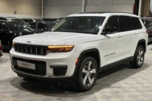 For Sale: 2022 Jeep Grand Cherokee Limited V6 – Low Mileage, Excellent Condition, Fully Loaded
