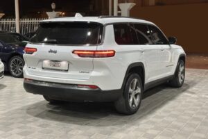 For Sale: 2022 Jeep Grand Cherokee Limited V6 – Low Mileage, Excellent Condition, Fully Loaded