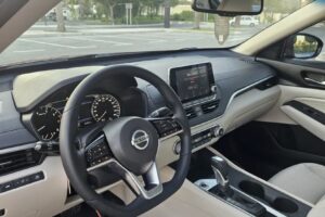 For Sale: 2019 Nissan Altima SV Full Option – Excellent Condition