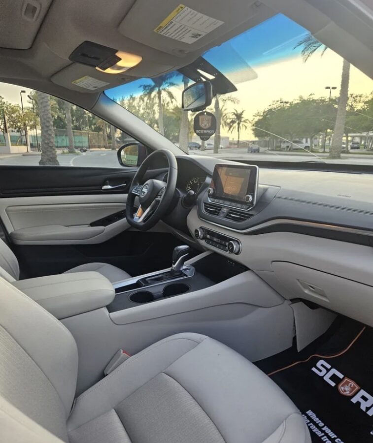 For Sale: 2019 Nissan Altima SV Full Option – Excellent Condition