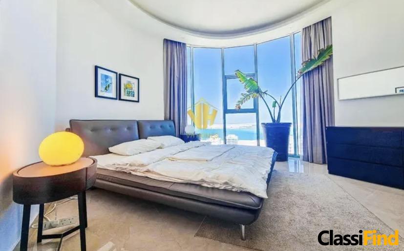 Luxurious High-Rise Apartment with Stunning Sea Views and Exclusive Amenities