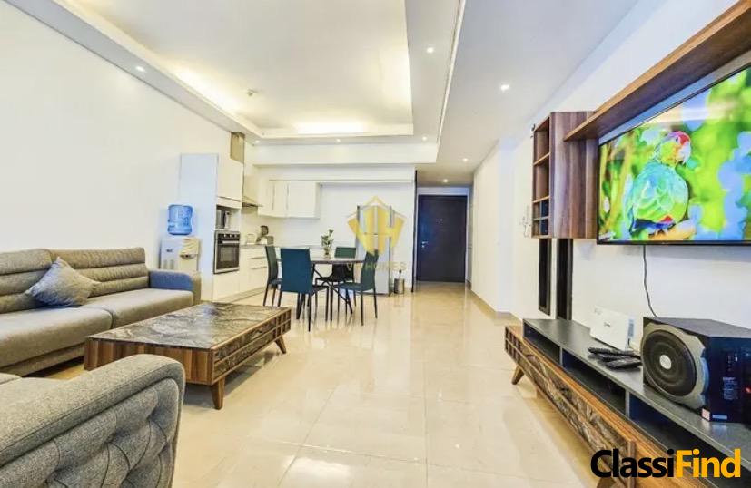 Luxurious High-Rise Apartment with Stunning Sea Views and Exclusive Amenities