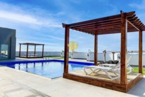 Luxurious High-Rise Apartment with Stunning Sea Views and Exclusive Amenities