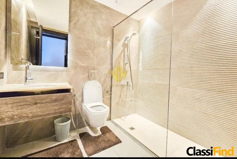 Luxurious High-Rise Apartment with Stunning Sea Views and Exclusive Amenities