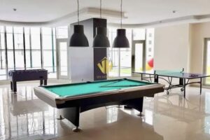 Luxurious High-Rise Apartment with Stunning Sea Views and Exclusive Amenities