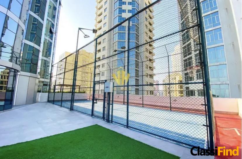 Luxurious High-Rise Apartment with Stunning Sea Views and Exclusive Amenities