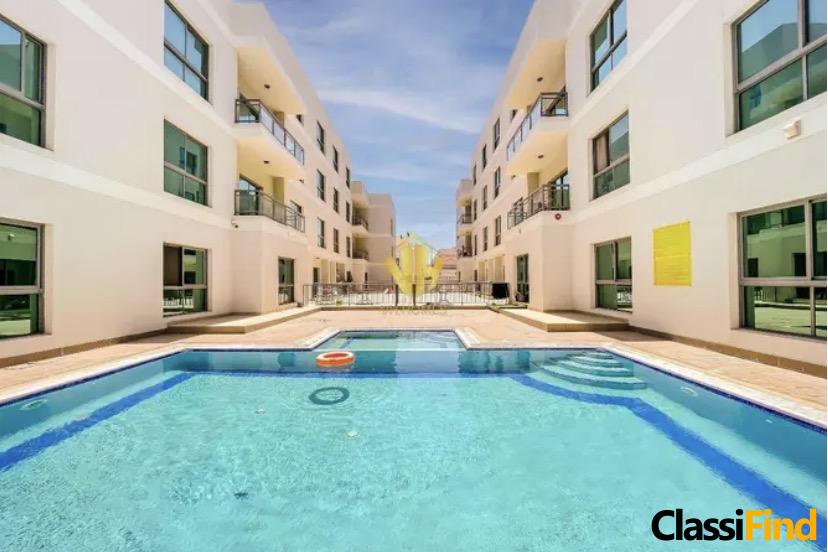 Luxurious Family Compound with Comprehensive Children’s Facilities