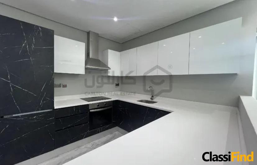 Modern High-Floor Apartment with Stunning Sea View in Prime Location