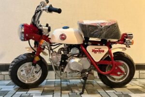 Honda Monkey Z-50 2024