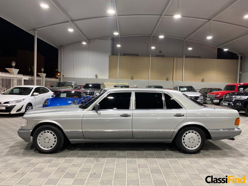 Mercedes 560 SEL