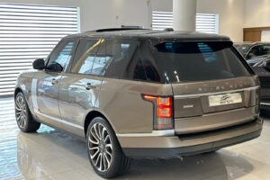 2016 Range Rover Vogue Autobiography Supercharged – Premium Luxury SUV for Sale