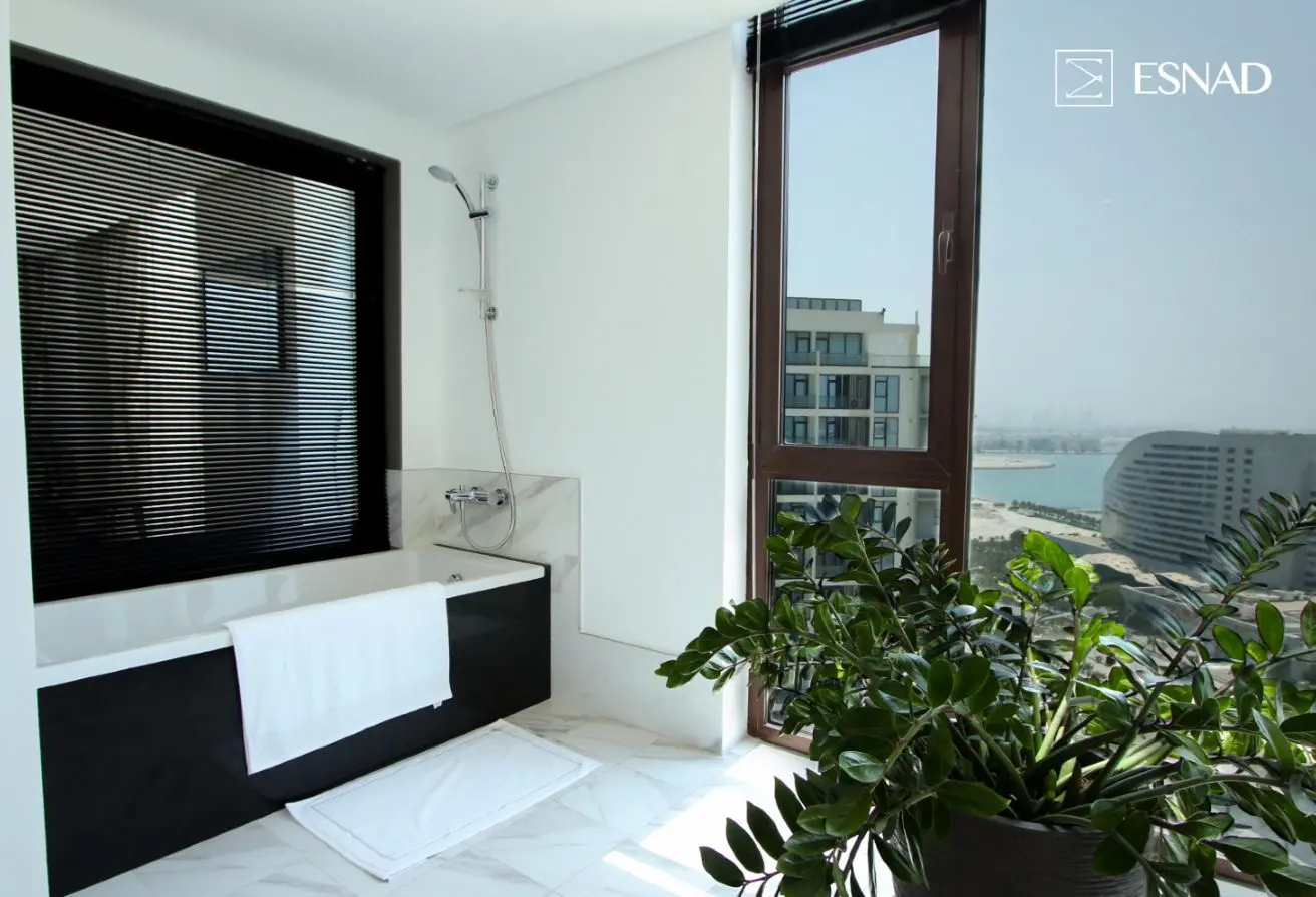 Luxury Amwaj Marina Penthouse for Sale – Stunning Sea View & Flexible Payment Plan