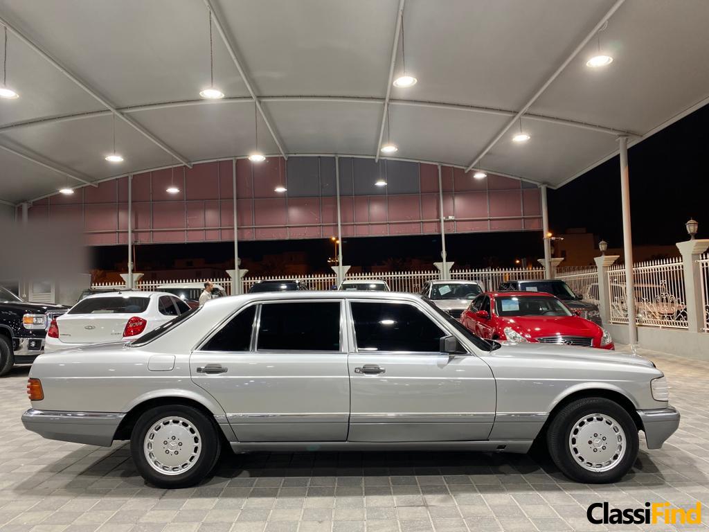 Mercedes 560 SEL