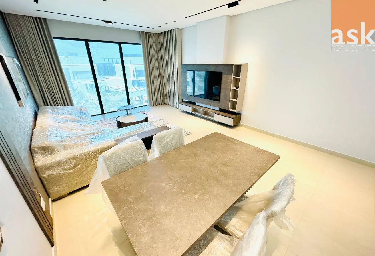 Modern Two-Bedroom Apartment with Stunning Views in Reef Island