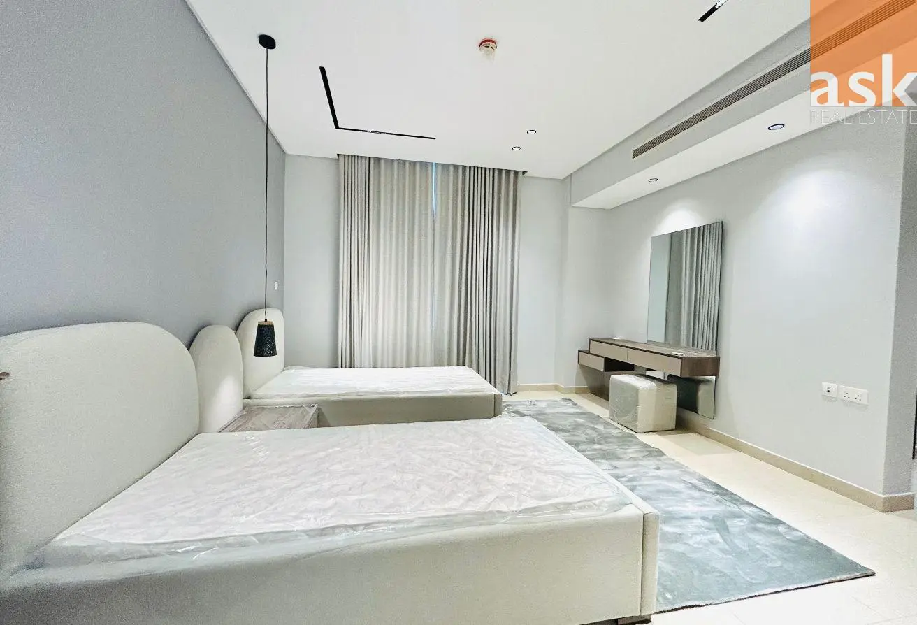 Modern Two-Bedroom Apartment with Stunning Views in Reef Island