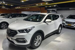 2018 Hyundai Santa Fe for Sale – Excellent Condition- Well-Maintained SUV