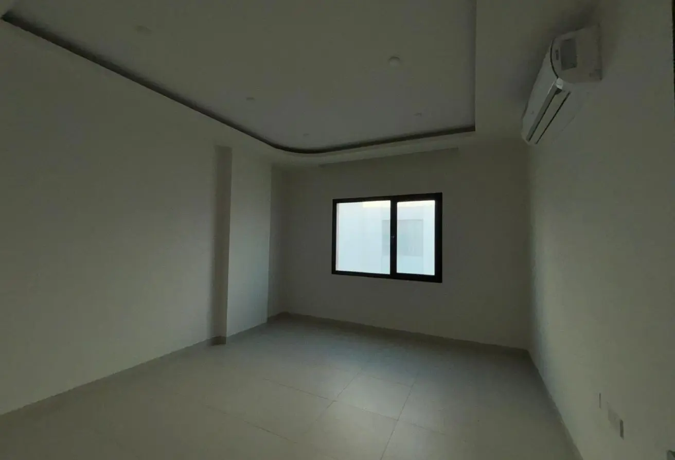 Stunning Flat for Sale in Hidd – Hot Deal, Prime Location!