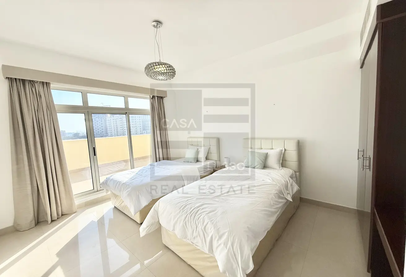 Spacious Penthouse for Rent in The Lagoon: Huge Terrace with Sea View | Navy-Approved