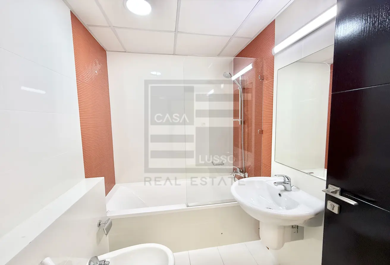 Spacious Penthouse for Rent in The Lagoon: Huge Terrace with Sea View | Navy-Approved