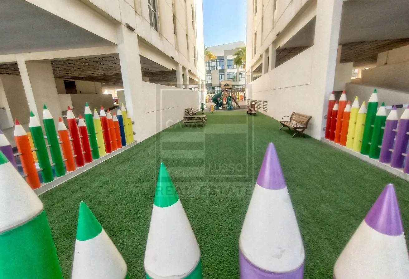 Spacious Penthouse for Rent in The Lagoon: Huge Terrace with Sea View | Navy-Approved