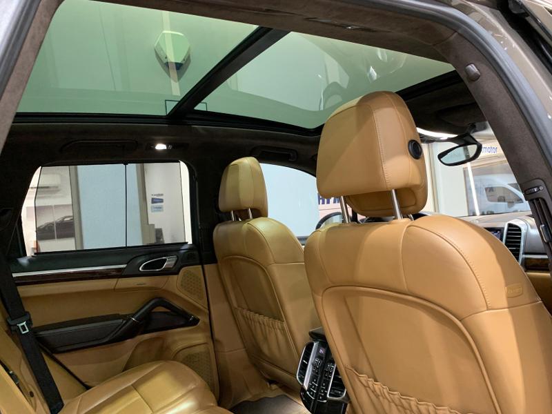 2013 Porsche Cayenne for Sale – Excellent Condition BHD6,800