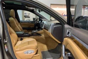2013 Porsche Cayenne for Sale – Excellent Condition BHD6,800