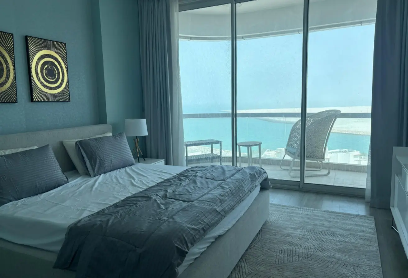 Spacious High-Floor Apartments for Sale in The Treasure: Sea View, Highway Access