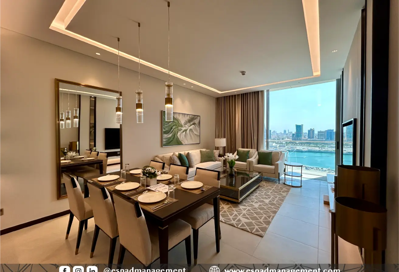 Extravagant, High-End Amenities Apartment in Prime Location
