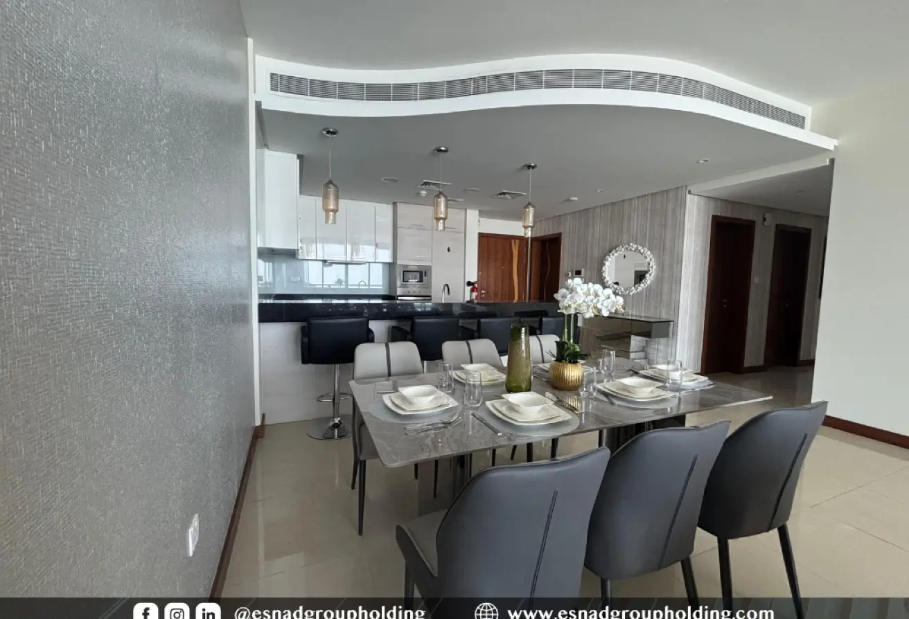 Spacious High-Floor Apartments for Sale in The Treasure: Sea View, Highway Access