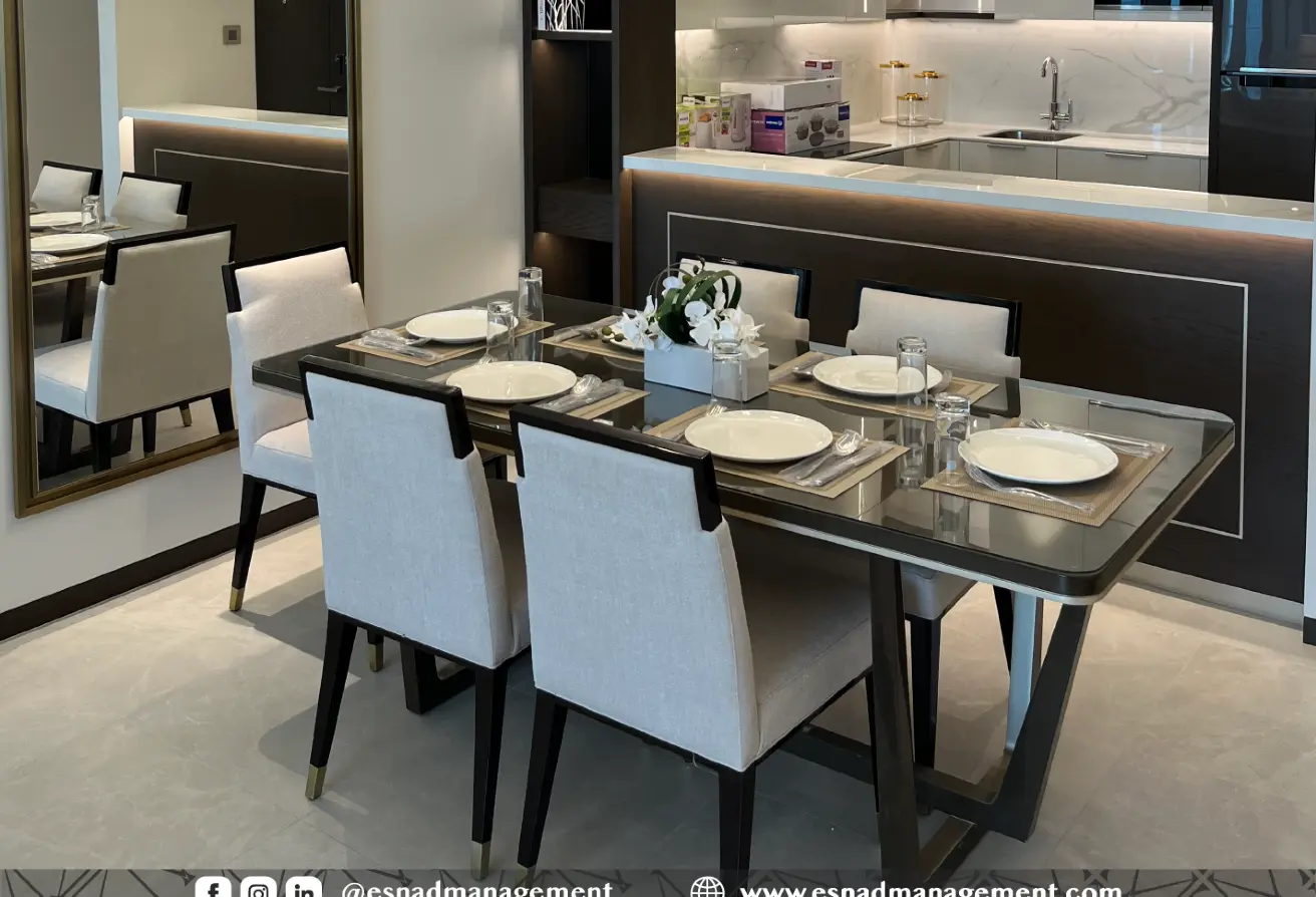 Extravagant, High-End Amenities Apartment in Prime Location