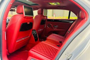 Bentley Continental Flying Spur 2017 – Luxurious High-Performance Sedan with Advanced Features