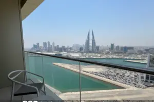 Extravagant, High-End Amenities Apartment in Prime Location