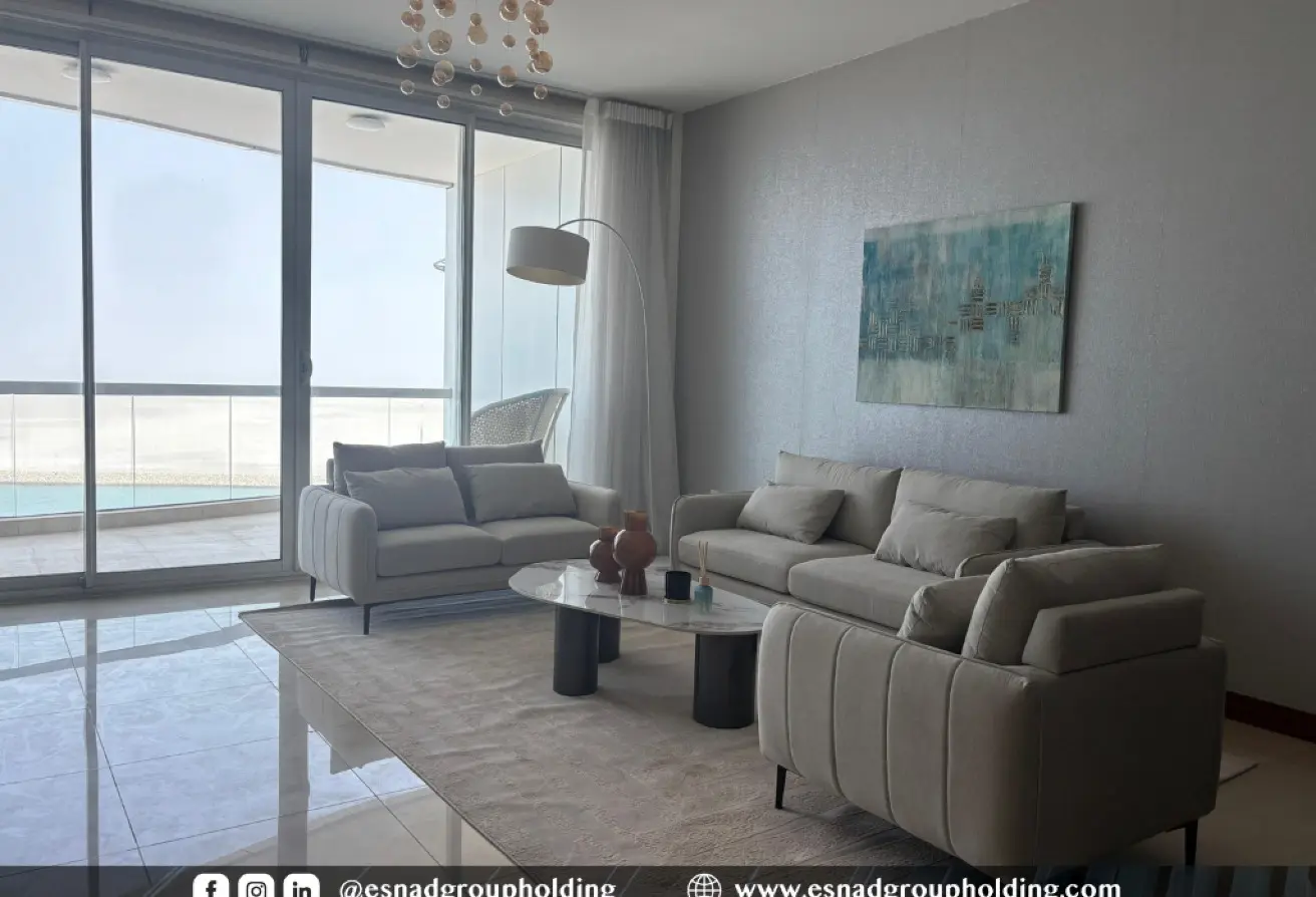 Spacious High-Floor Apartments for Sale in The Treasure: Sea View, Highway Access