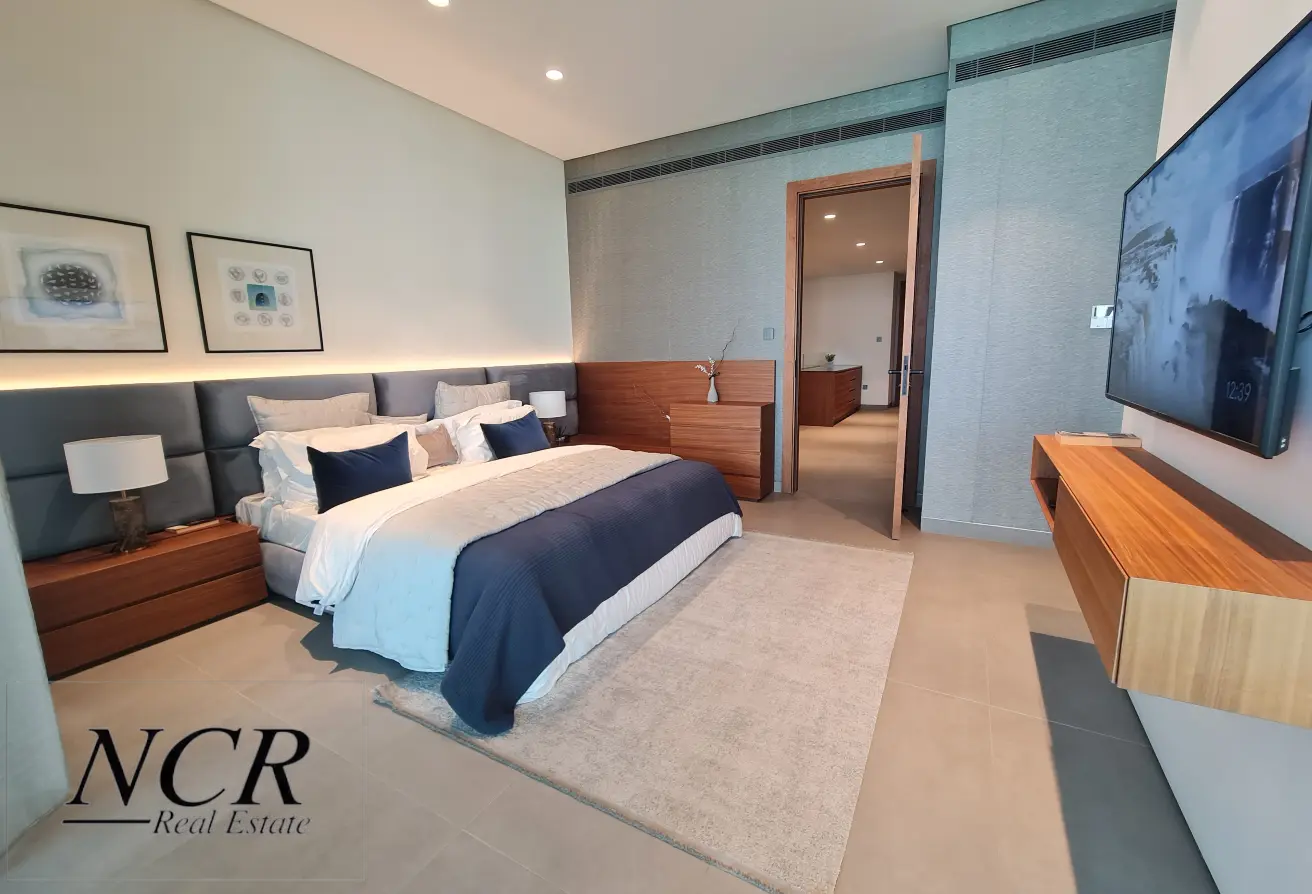 Stunning Beachfront Duplex Villa for Sale in Amwaj Resort – Luxury Living with Ocean Views