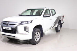 Mitsubishi pickup L-200 D/C 4WD