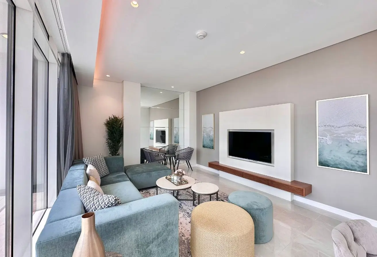 Luxury Canal View Apartments for Sale with 7-Year Payment Plan and High ROI – Freehold Opportunity