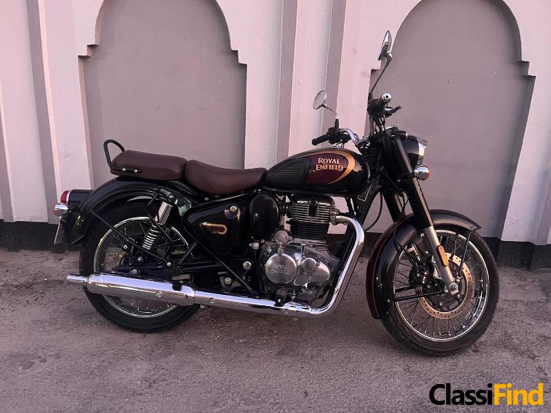 For Sale: Immaculate 2022 Royal Enfield Classic – Low Mileage, Excellent Condition, Must See!