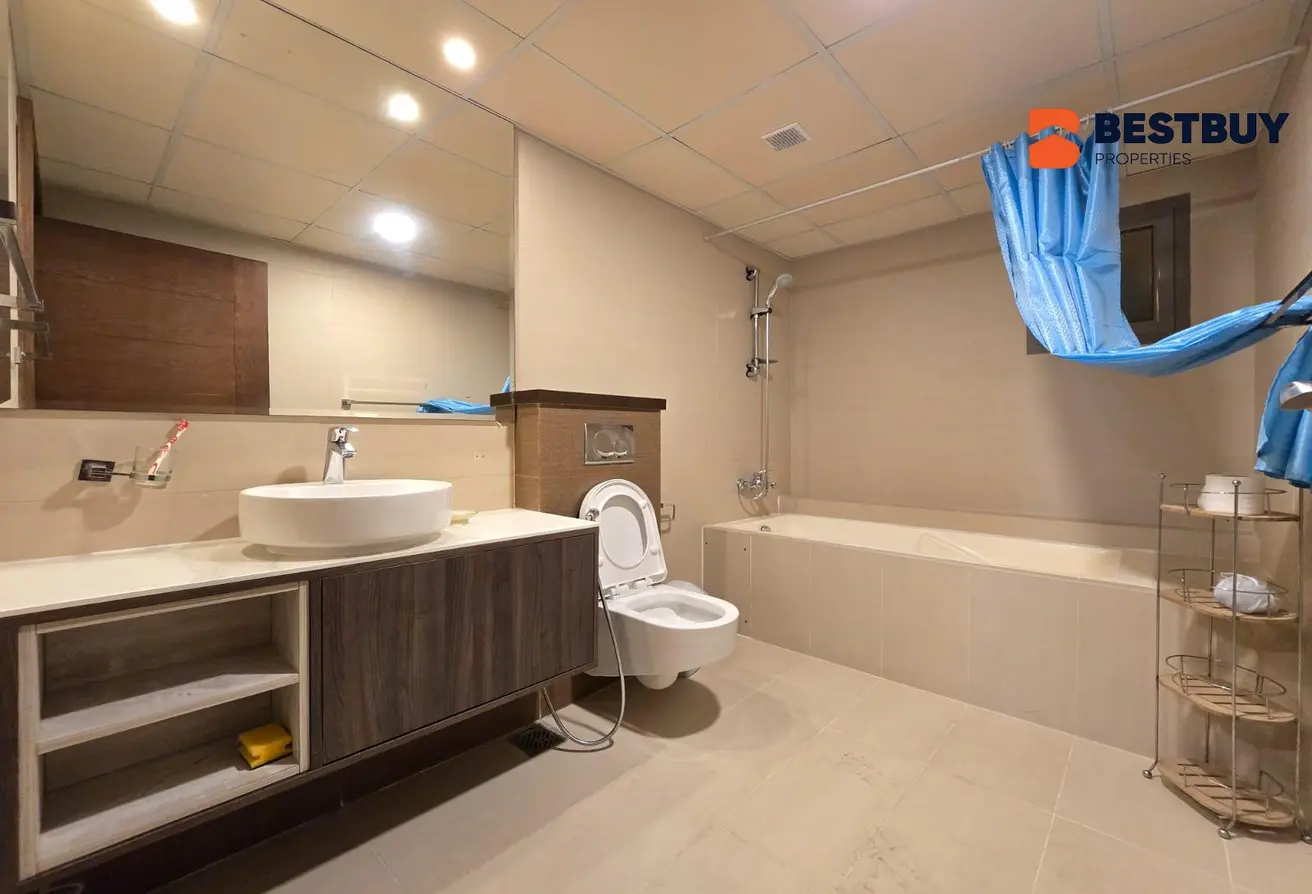 Spacious and Modern Apartments for Rent in Prime Amwaj Avenue Location