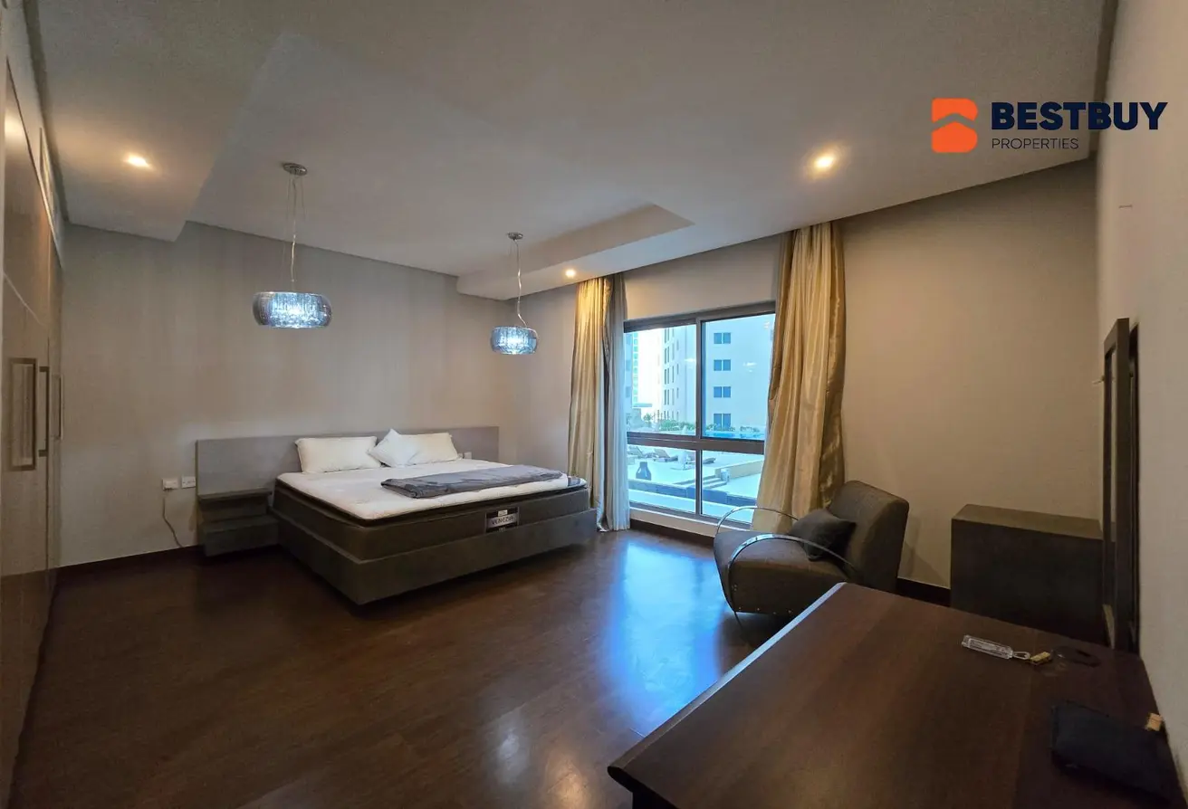 Spacious and Modern Apartments for Rent in Prime Amwaj Avenue Location