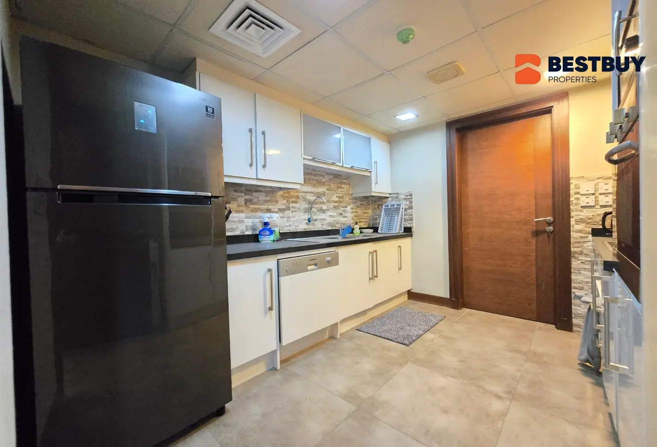 Spacious and Modern Apartments for Rent in Prime Amwaj Avenue Location