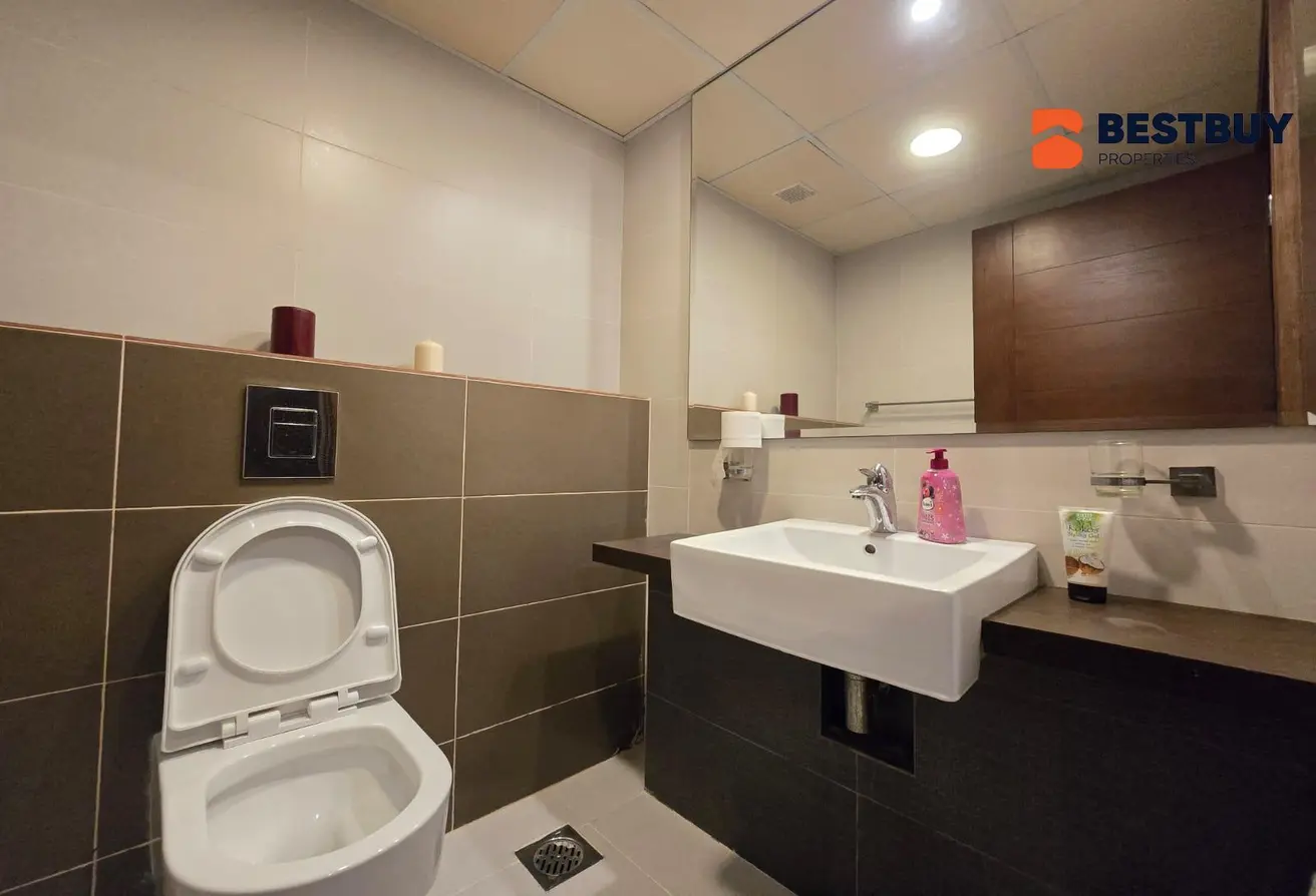 Spacious and Modern Apartments for Rent in Prime Amwaj Avenue Location